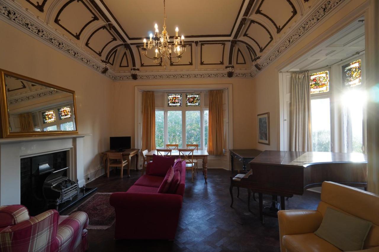 Newhall Glasgow Dış mekan fotoğraf