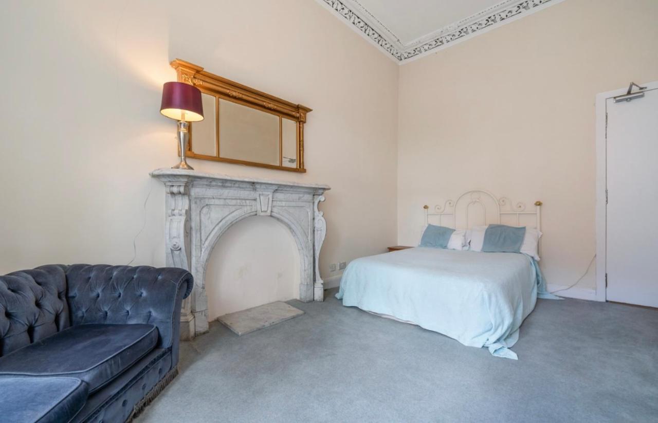 Newhall Glasgow Dış mekan fotoğraf
